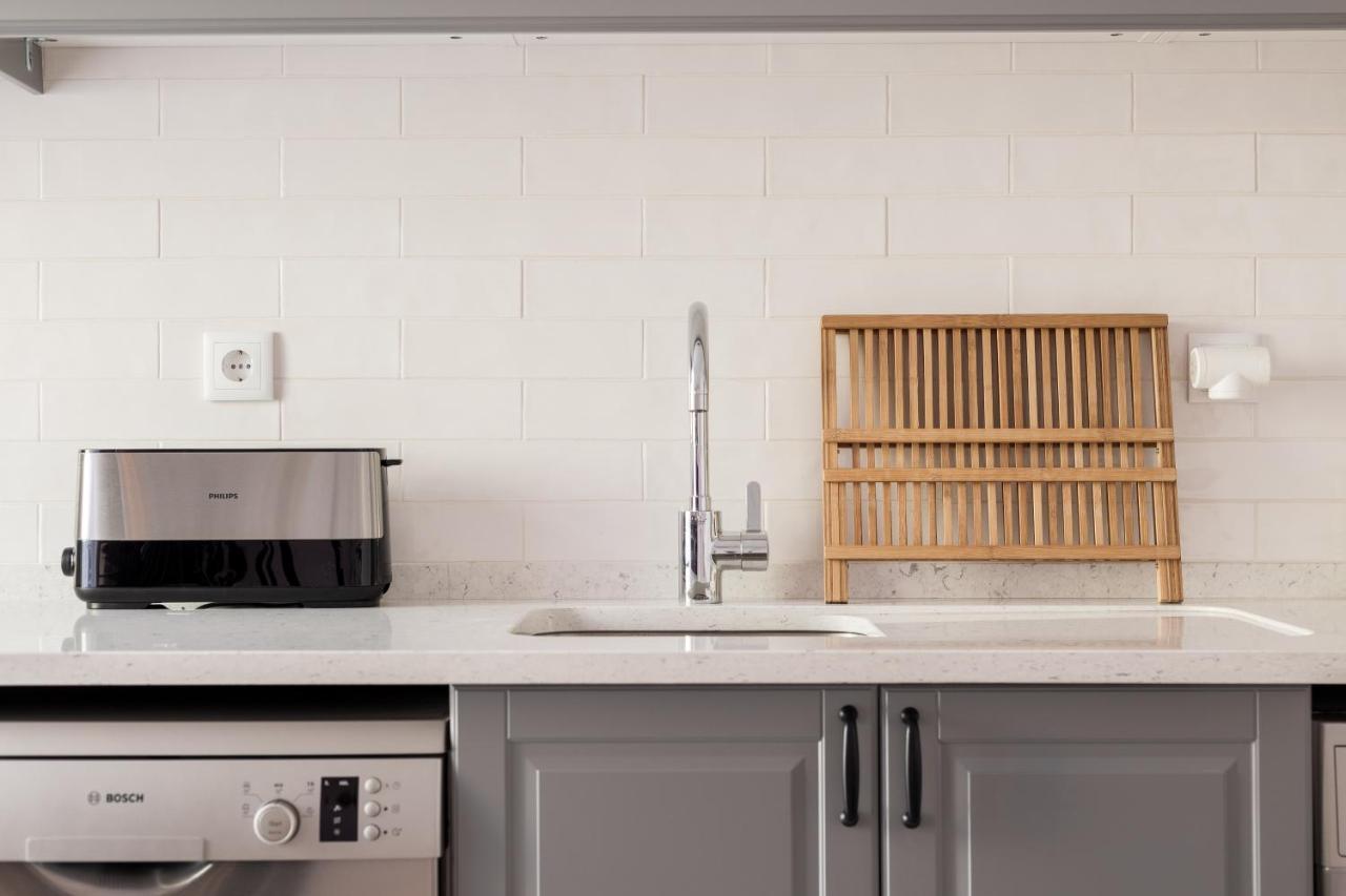Feel Home In This Stunning Renovated Nest In Graca Lisboa Kültér fotó